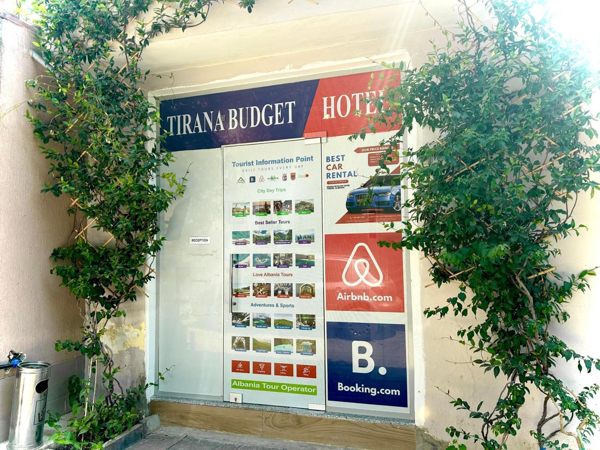 Budget Retreat Tirana & Studios Esterno foto